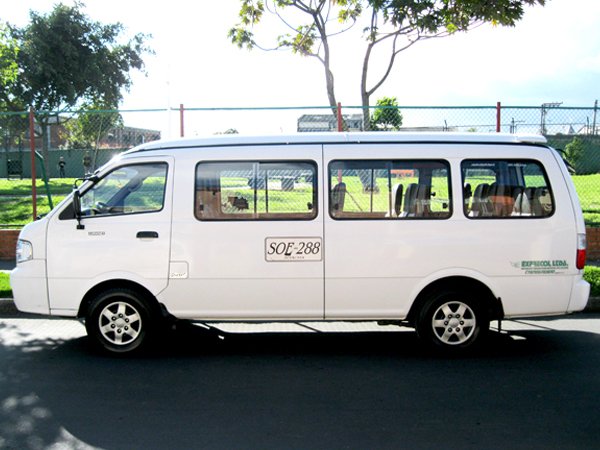 Kia Grand Pregio